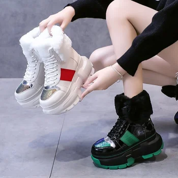 Модни Дамски Мотоциклетни ботуши на масивна платформа, Бяла Дамски обувки на дебела подметка с шнур, на Есенно-зимните Ботильоны Botas De Mujer 2022