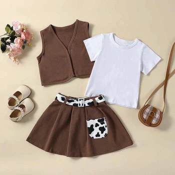 Комплекти Дрехи за малките момичета, обикновена тениска с къс ръкав + жилетка, палто + Пола с колан трапецовидна форма с принтом крави