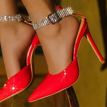 Червени обувки-лодка на кухи шило от лачена кожа с каишка на щиколотке, женски обувки с остър пръсти на тънък ток, Обувки за Булката